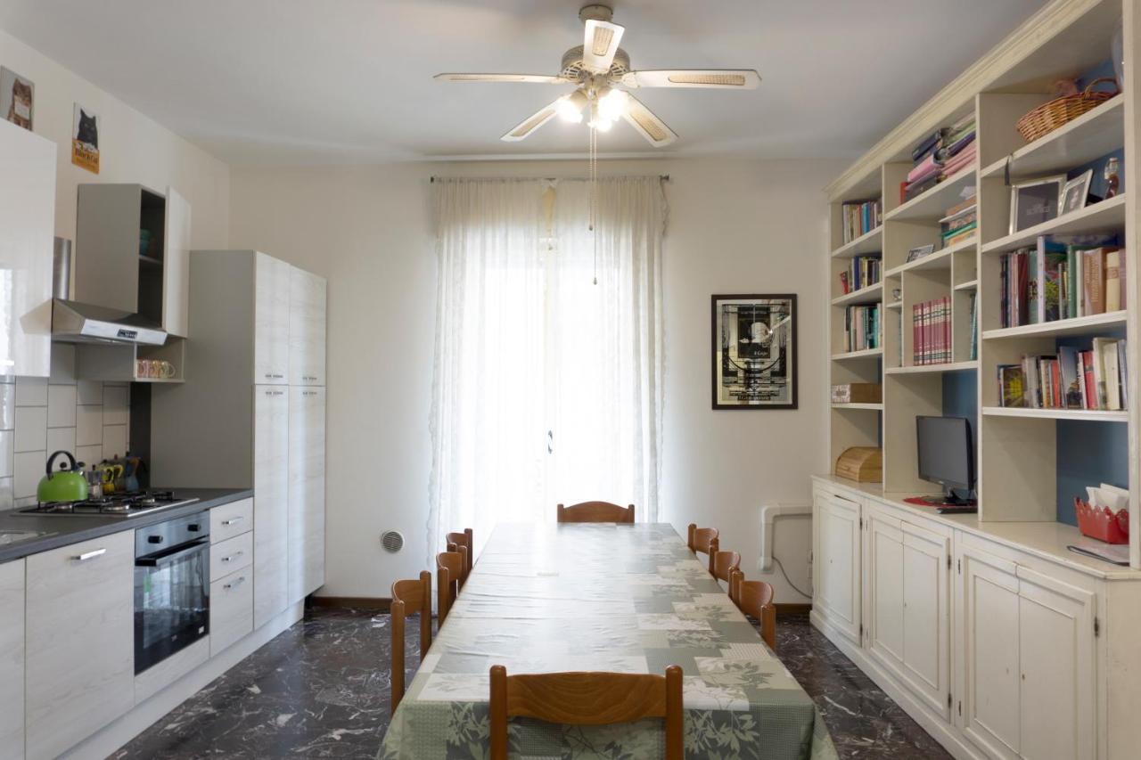 Re Lear - 4 Bedrooms Apartamento