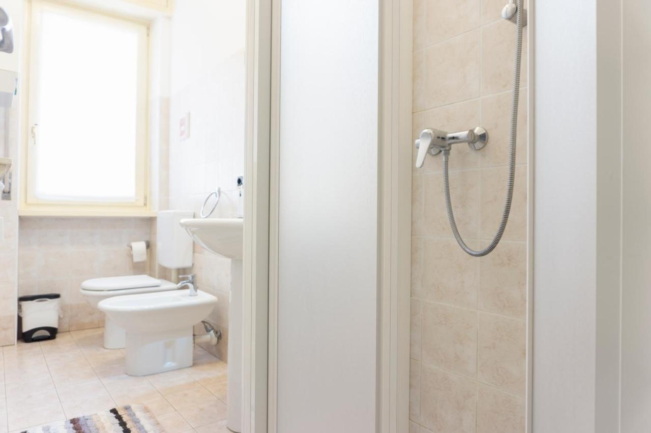 Re Lear - 4 Bedrooms Apartamento Verona